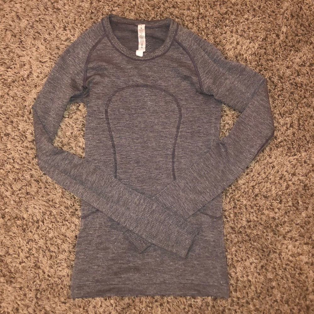 Long sleeve lululemon shirt